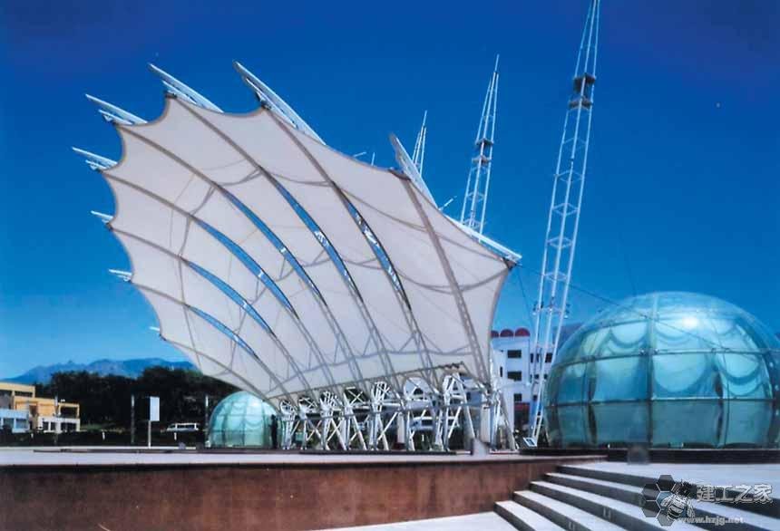 青铜峡车棚膜结构网架